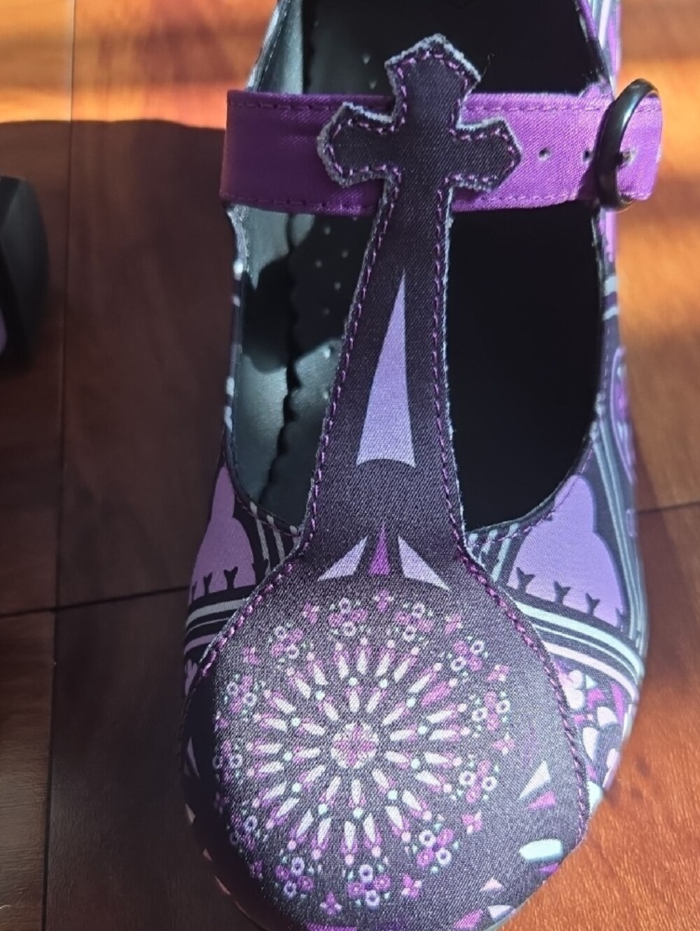 Hot Chocolate Design Gothic Purple Patterned Mary Jane Heels Sz 38/8 - Picture 4 of 6